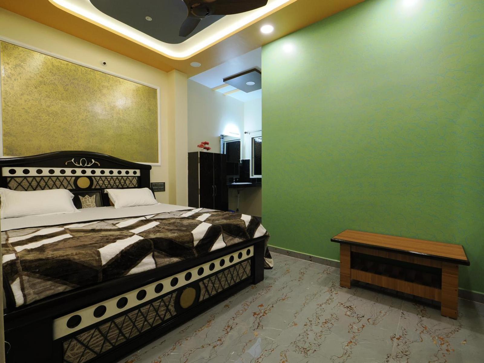 Coconut Homestay Хампи Экстерьер фото